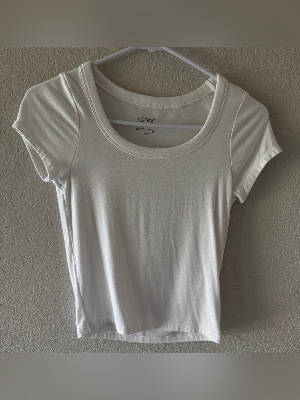 PAC (PacSun) White Scoop Neck Short Sleeve Crop Top 🤍